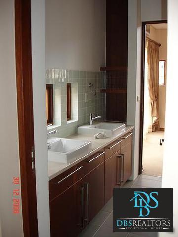 Property and Houses to rent in Benmore, Cluster, 5 Bedrooms - ZAR , 67,00*,M Property and Houses to rent in Benmore, Cluster, 5 Bedrooms - ZAR , 67,00*,M
